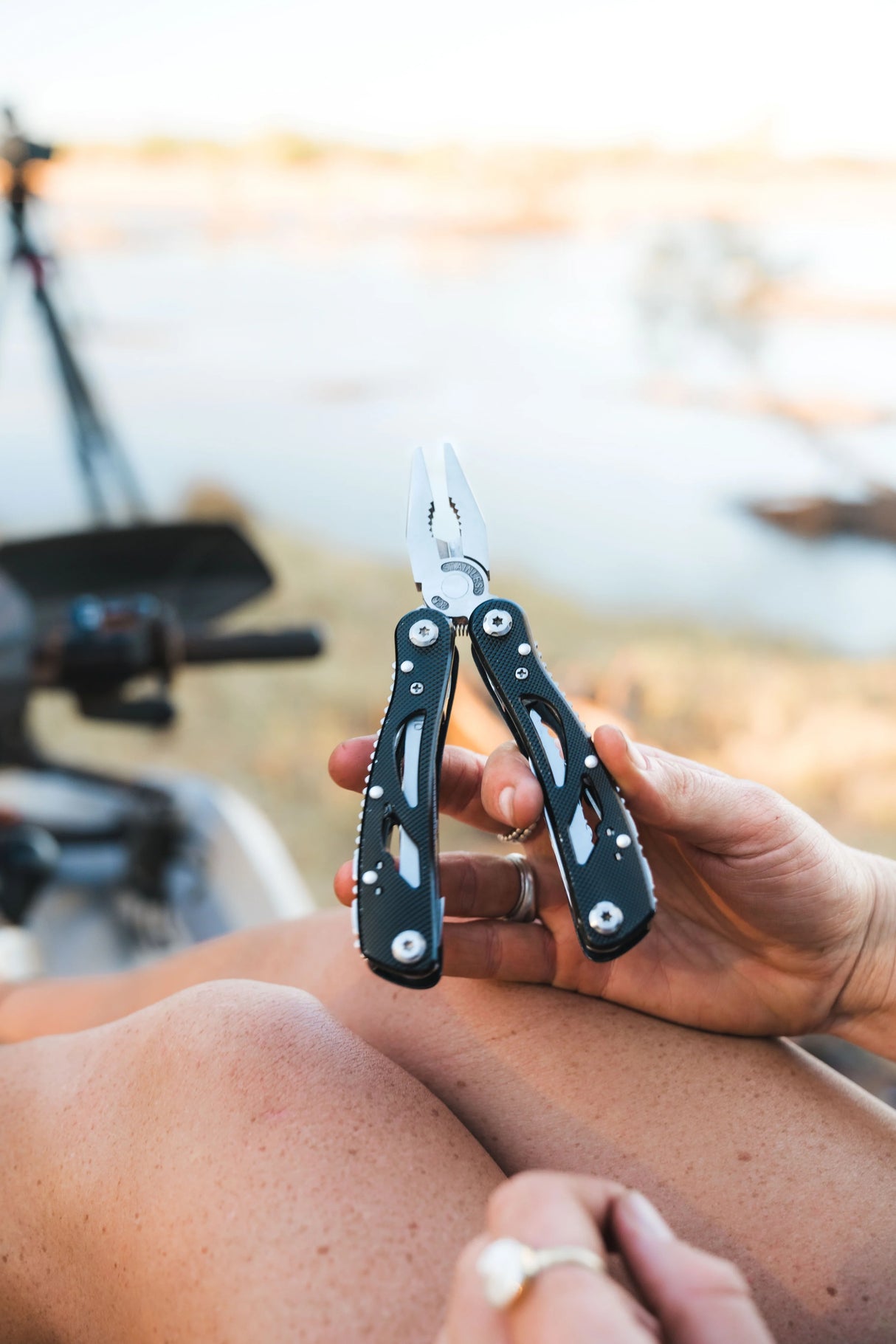 25 IN 1 MULTI TOOL PLIERS