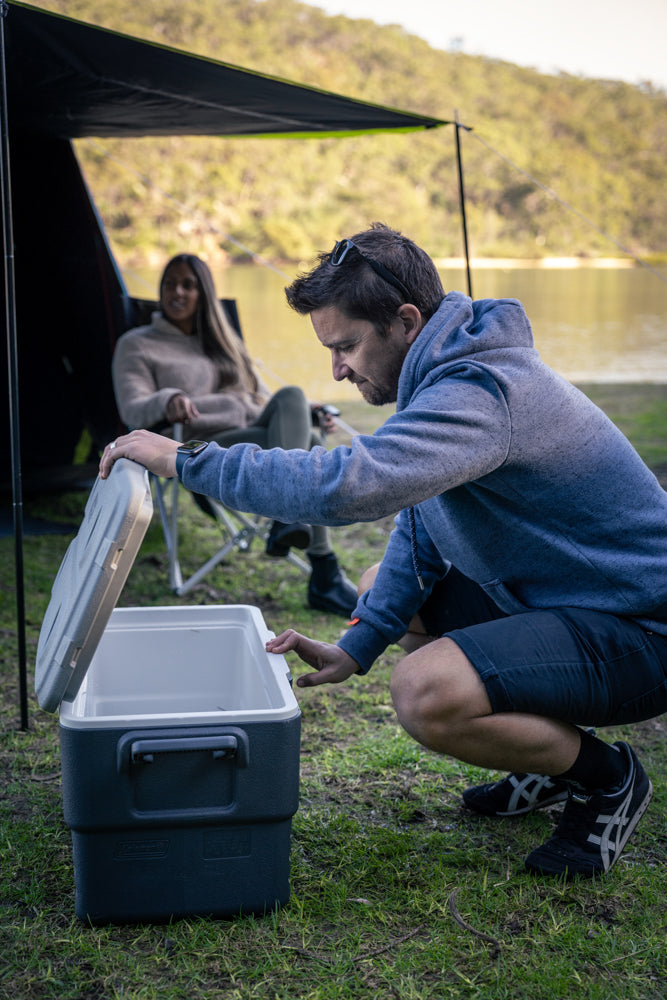 COOLER 44L CHEST HARD COOLER COLEMAN
