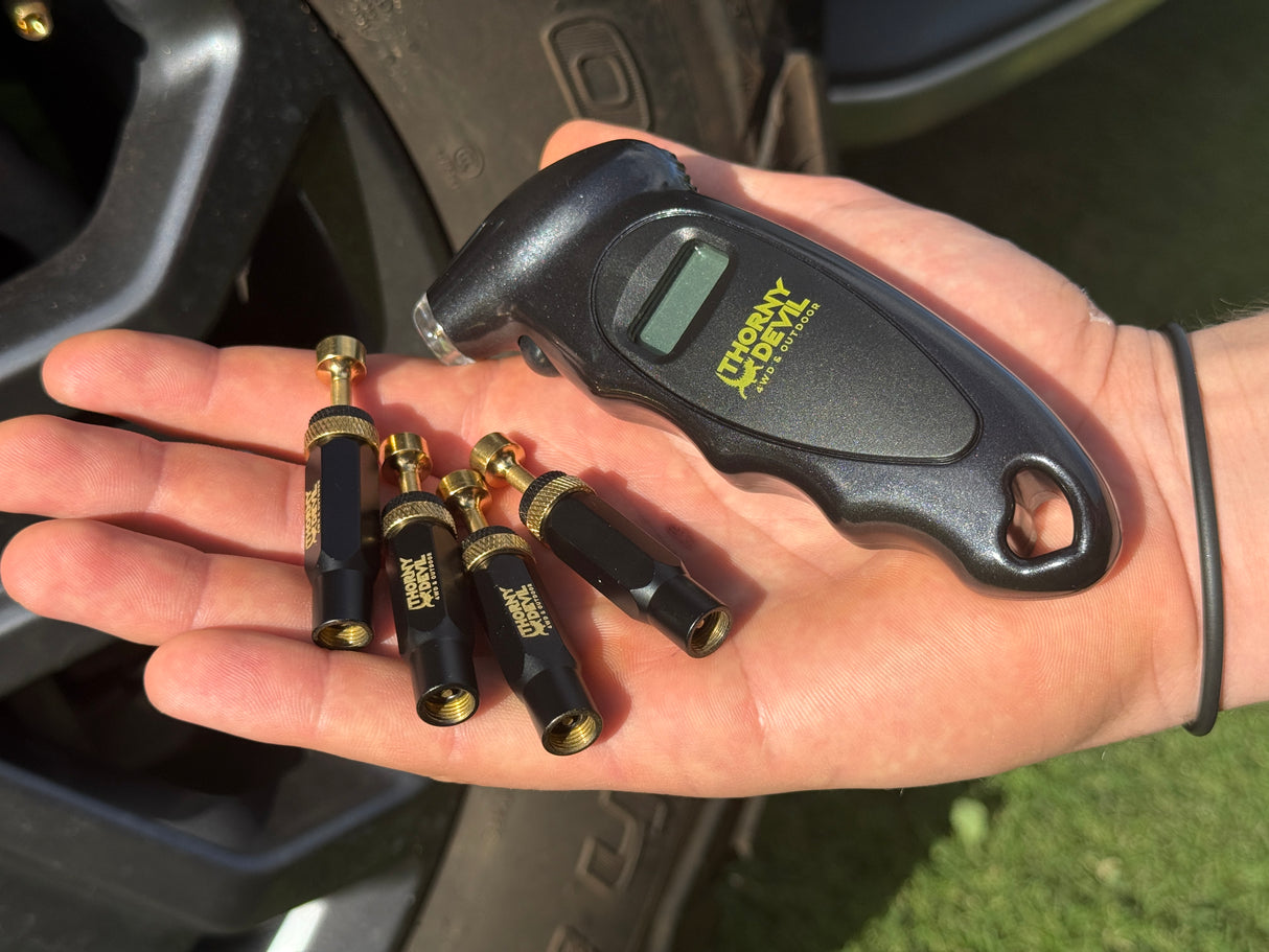 DEFLATOR TYRE PREMIUM 4PK 10-30PSI + DIGITAL GAUGE COMBO