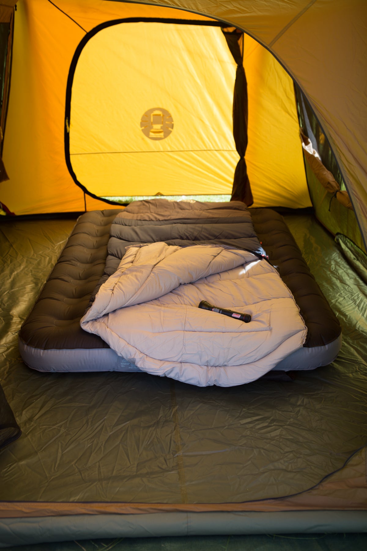 SLEEPING BAG MUDGEE 0C TEMPERATURE RATING COLEMAN