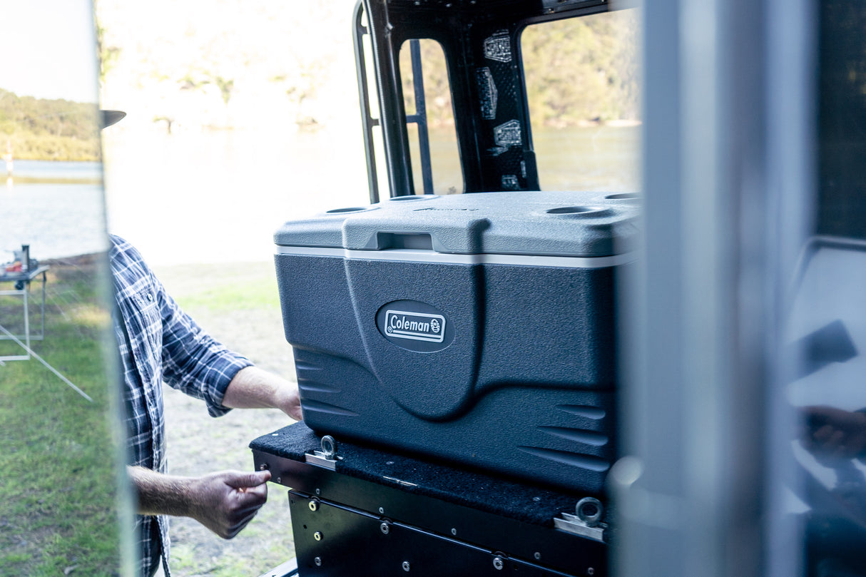 COOLER 44L CHEST HARD COOLER COLEMAN
