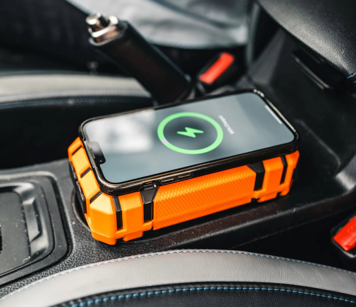JUMPSTARTER S4000A 28KMAH H/D CASE 500L TORCH